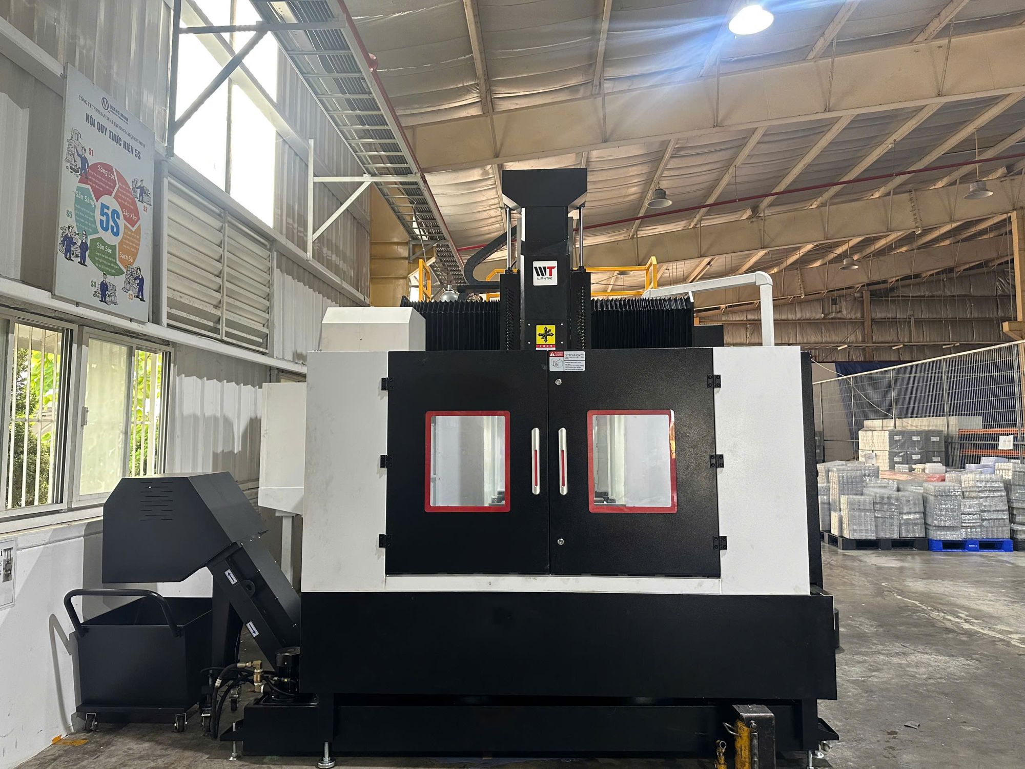 Phay giường LM-2013